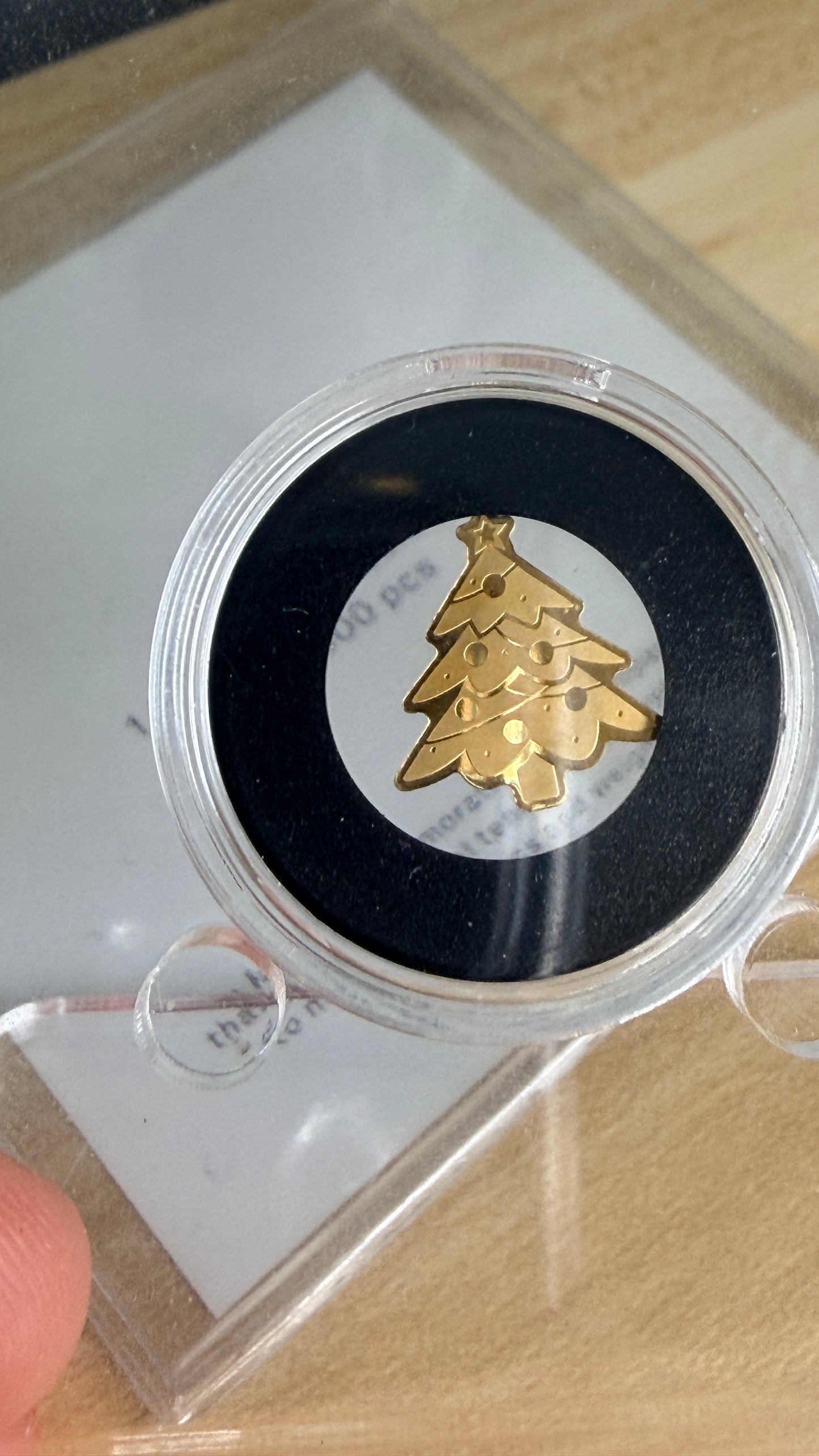 Palau Golden Highlights Christmas Tree .5g 9999 Fine Gold Aassay Card