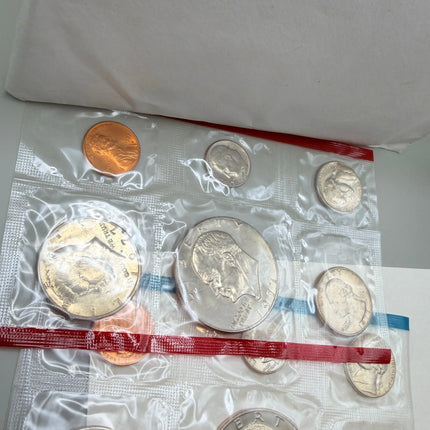 1977 Double Mint Proof Set U.S. Mint Original Government Packaging Genventro