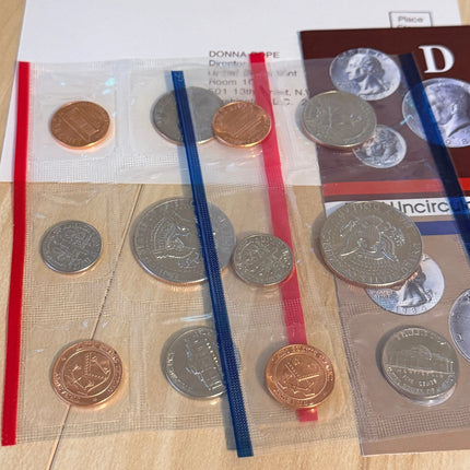 1984 P&D Uncirculated Mint Proof Set Genventro