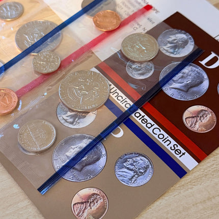 1984 P&D Uncirculated Mint Proof Set Genventro