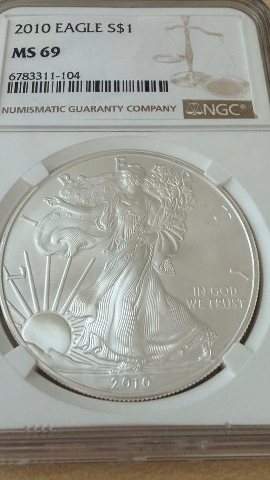 2010 Silver Eagle NGC MS69