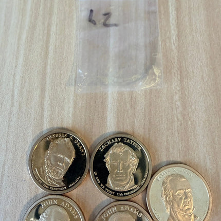 5 x US $1 One Dollar Golden Presidential Coins - Lot of 5 Unique Coins (L2) Genventro