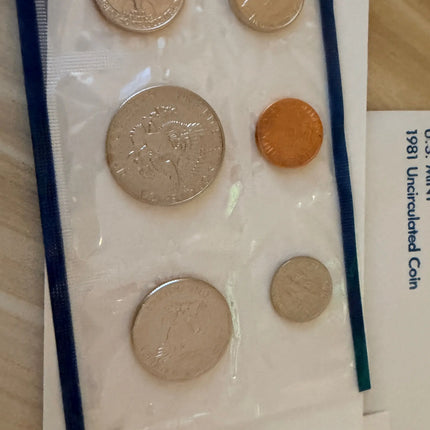 1981 P&D Uncirculated US Coin Set in Original Mint Packaging Genventro