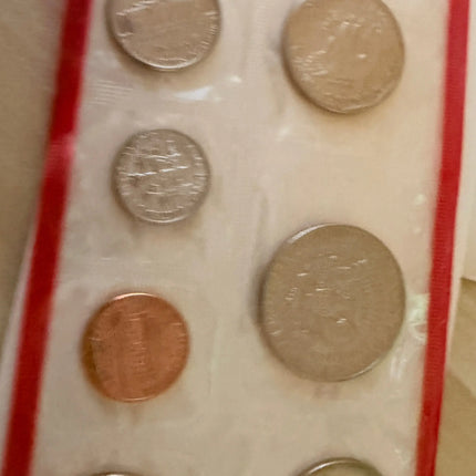 1981 P&D Uncirculated US Coin Set in Original Mint Packaging Genventro